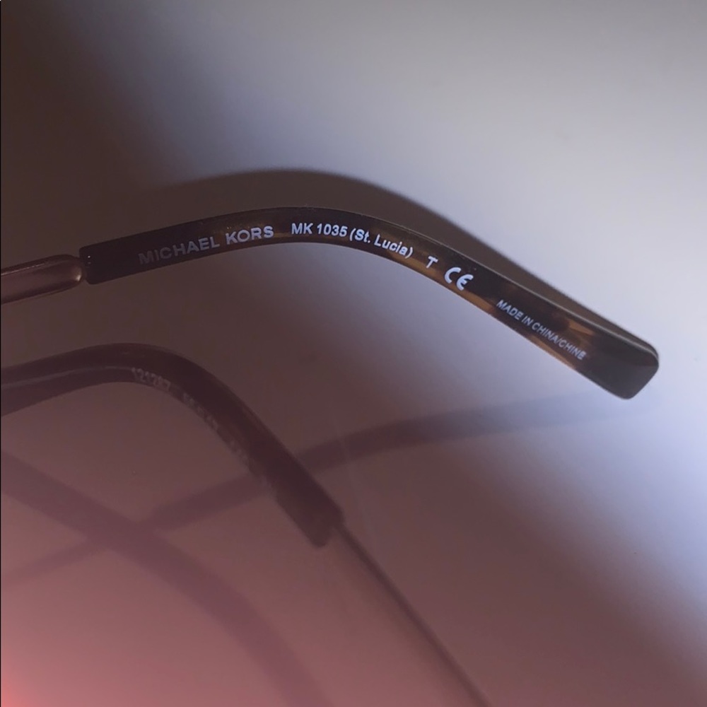 Michael Kor Sunglasses - Picture 3 of 4